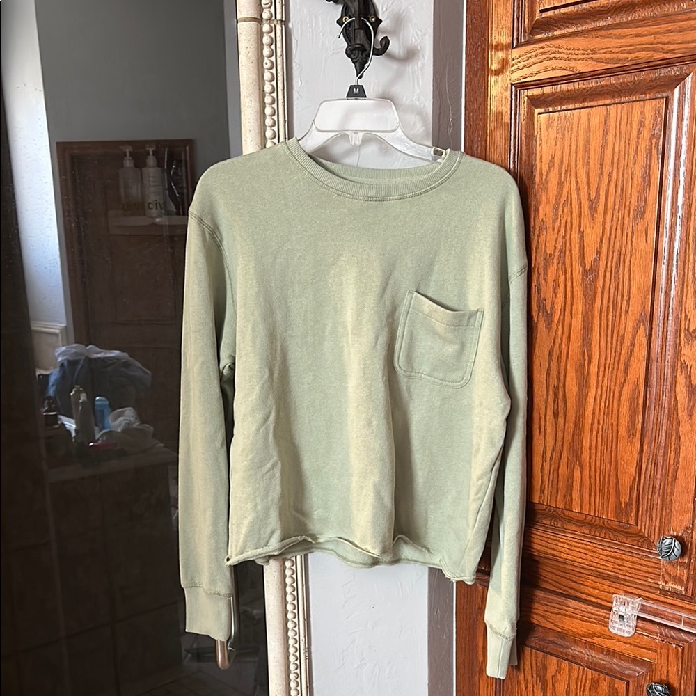 Green Long Sleeve Pocket Sweatshirt